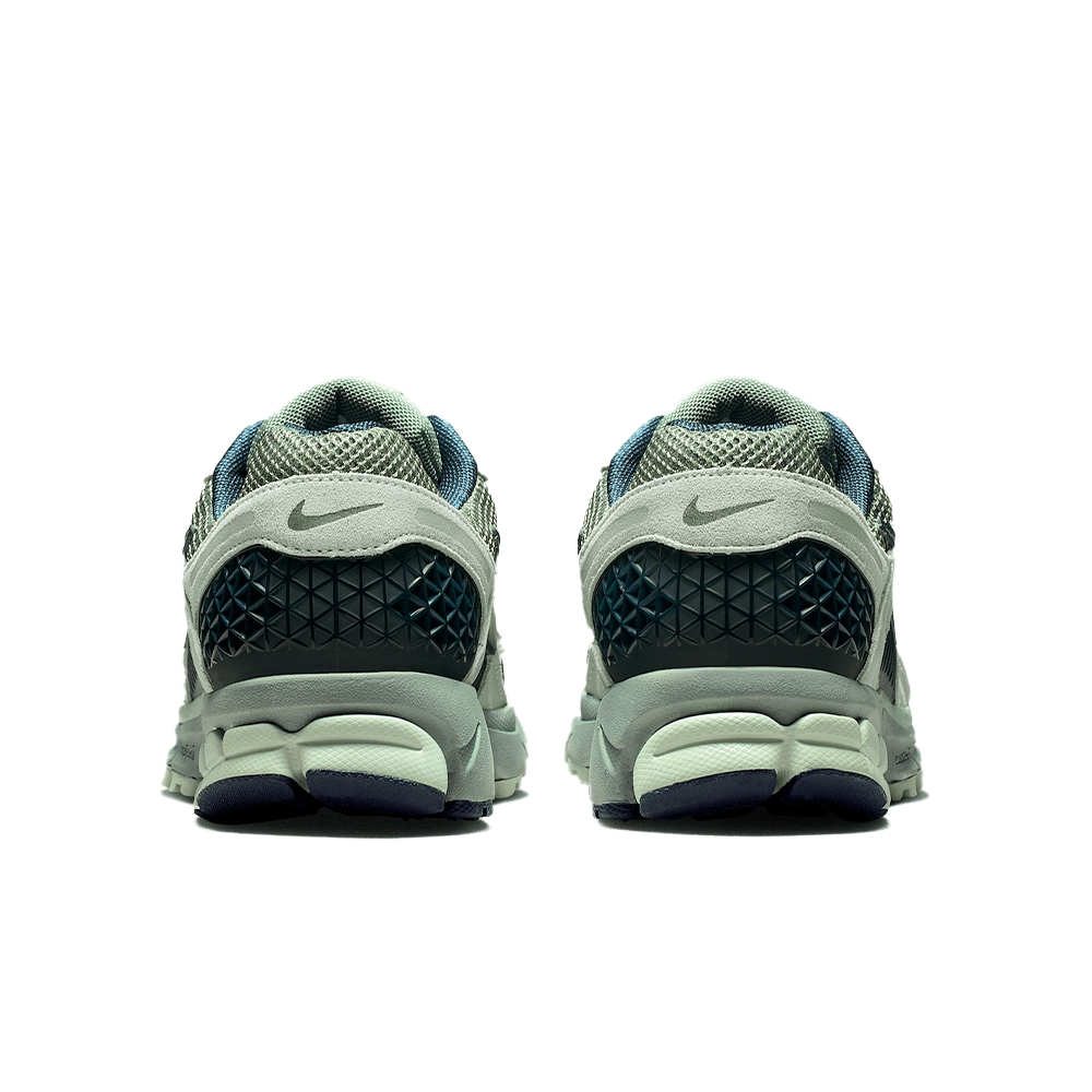 Nike Zoom Vomero 5